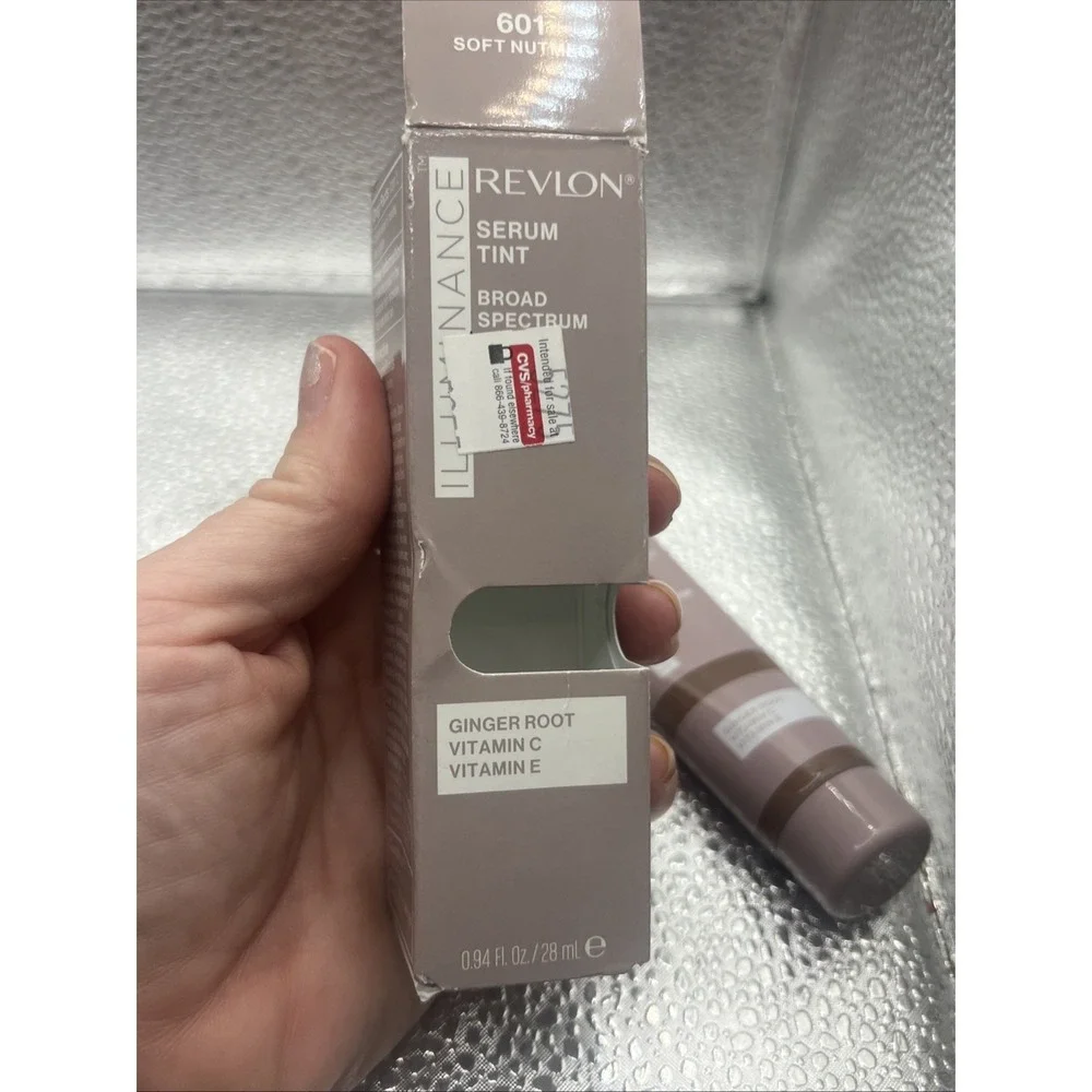 Revlon Illuminance Tinted‎ Serum, Triple Hyaluronic Acid, SPF 15, 601 Nutmeg